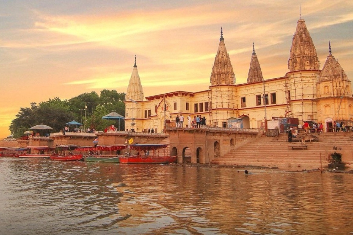 Mani Parvat Ghat